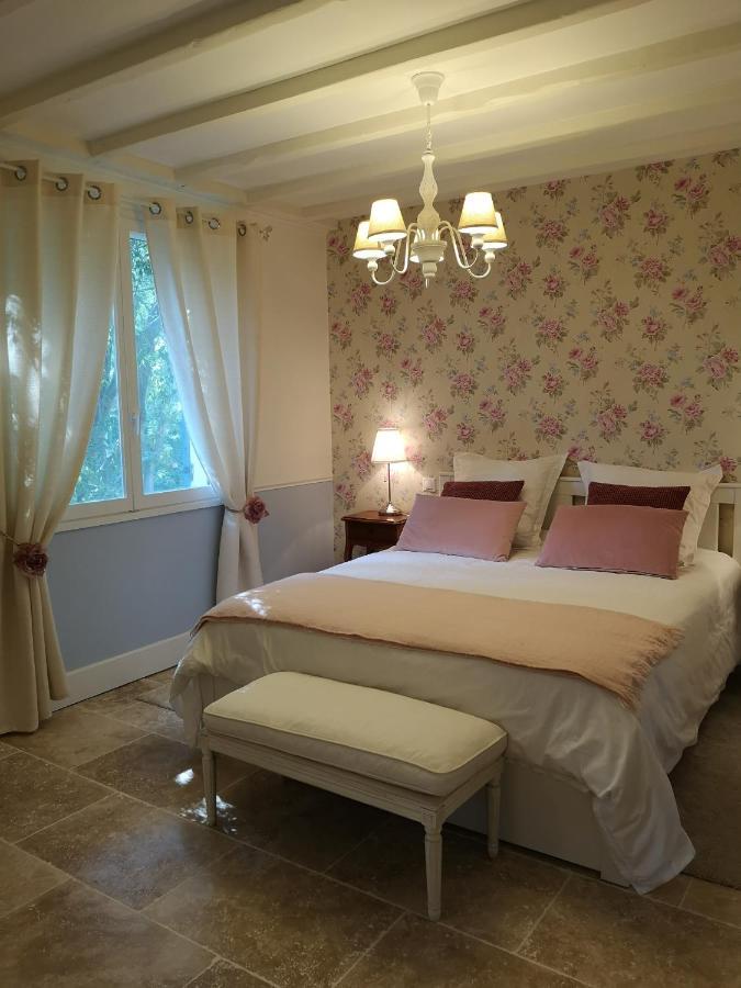 Le Mas Des Agapes Beaucaire  Exterior foto